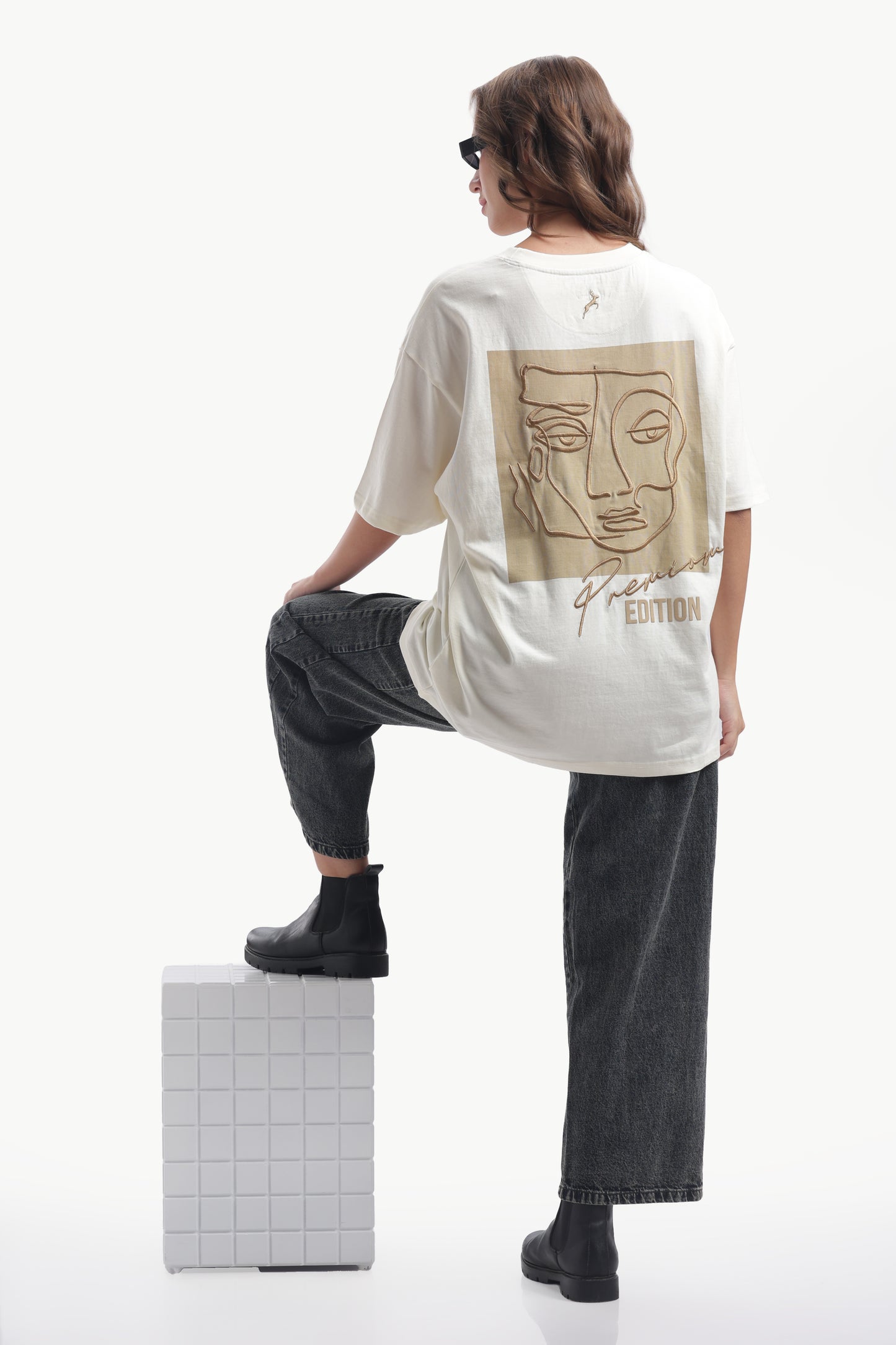 Relaxed Fit Single Jersey Unisex T-Shirt | Cream with Face Embroidery